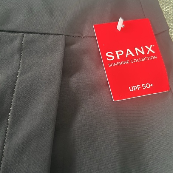 SPANX 6 Inch Sunshine Skort Very Black Size M - Picture 11 of 11